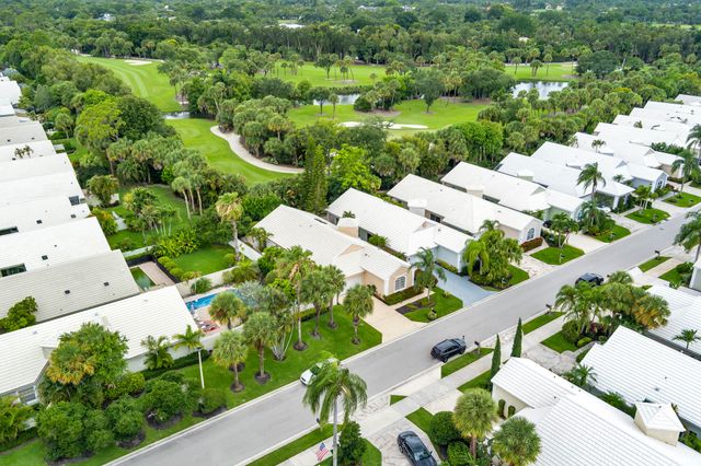 999 Lytham Court, West Palm Beach, FL 33411