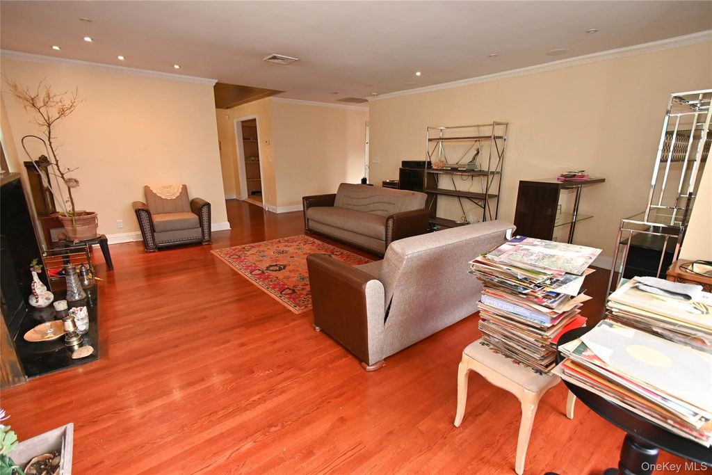14527 13th Avenue, Whitestone, NY 11357 — photo 4