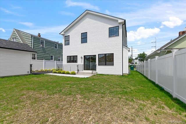 51 Willis Avenue, Syosset, NY 11791