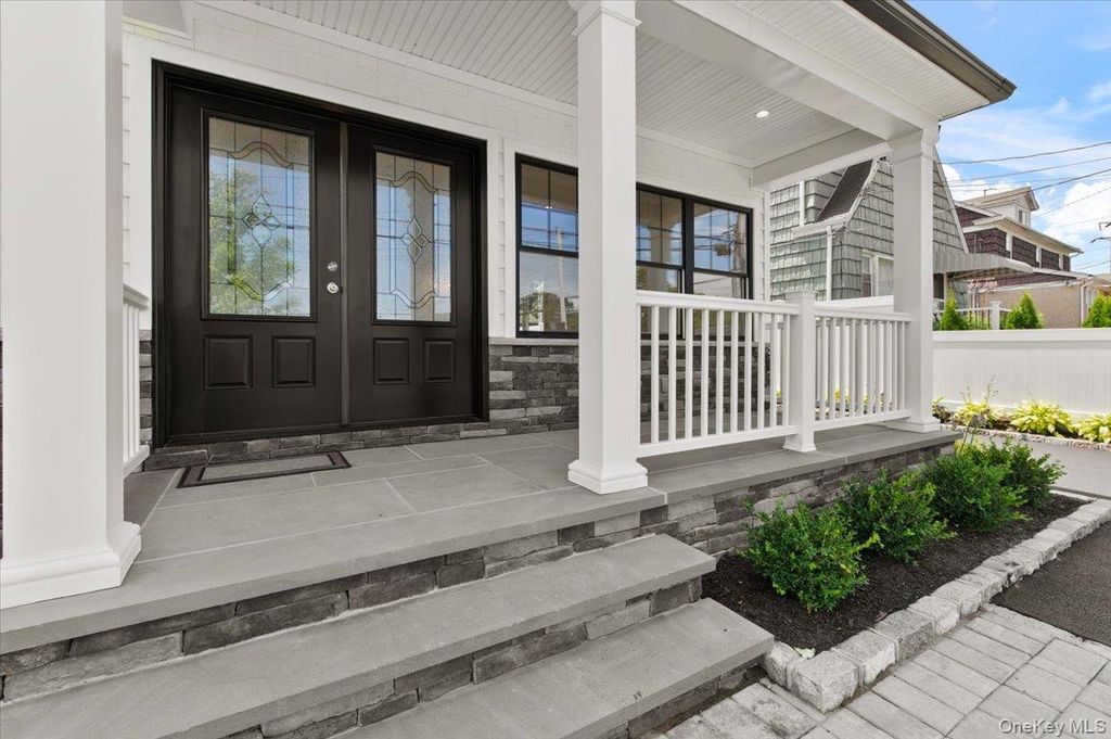 51 Willis Avenue, Syosset, NY 11791 — photo 4