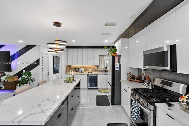 18931 SW 97th Ave, Cutler Bay, FL 33157