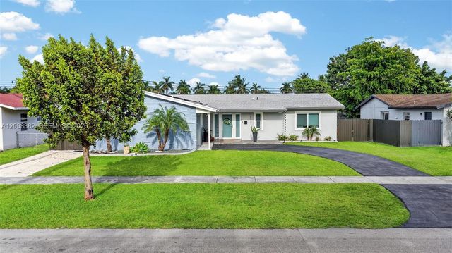 18931 SW 97th Ave, Cutler Bay, FL 33157