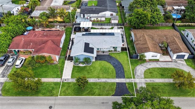 18931 SW 97th Ave, Cutler Bay, FL 33157