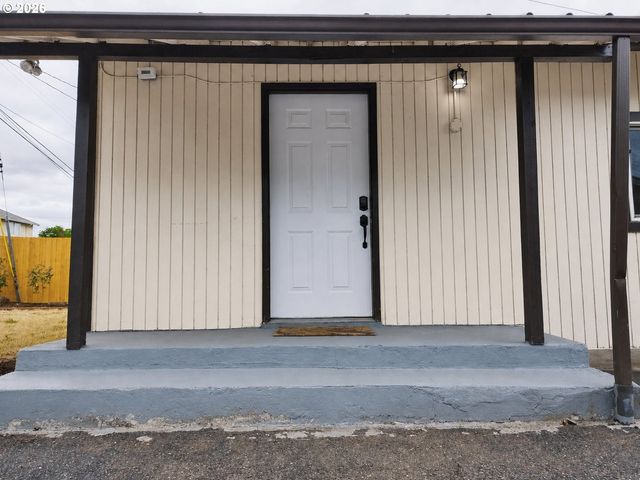 10316 Se LIEBE St, Portland, OR 97266
