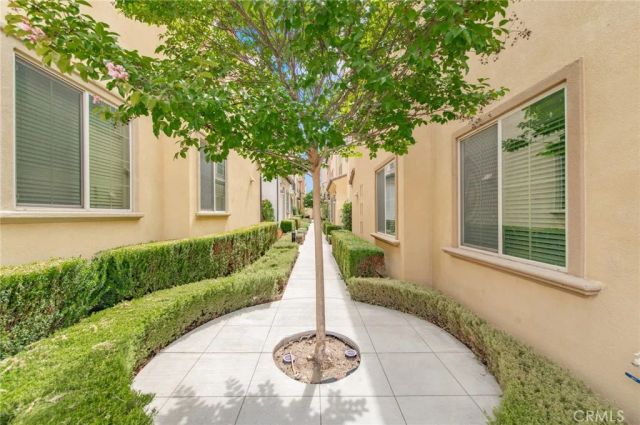 2205 Strawberry Court, Upland, CA 91786