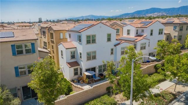 2205 Strawberry Court, Upland, CA 91786