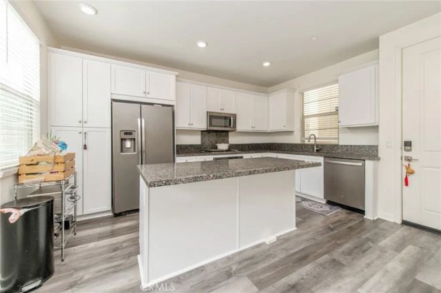 2205 Strawberry Court, Upland, CA 91786