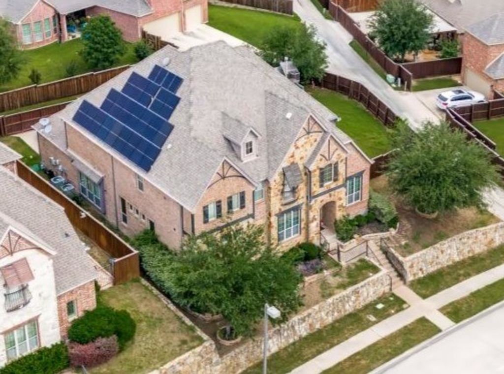 111 San Bernard Drive, Irving, TX 75039