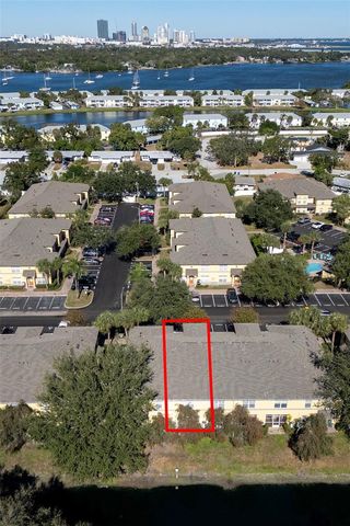 170 COQUINA BAY DRIVE, St Petersburg, FL 33705