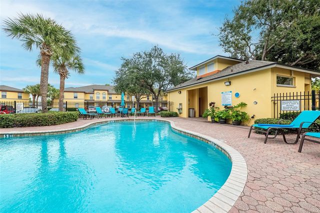 170 COQUINA BAY DRIVE, St Petersburg, FL 33705