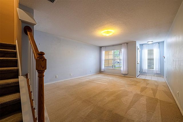 170 COQUINA BAY DRIVE, St Petersburg, FL 33705