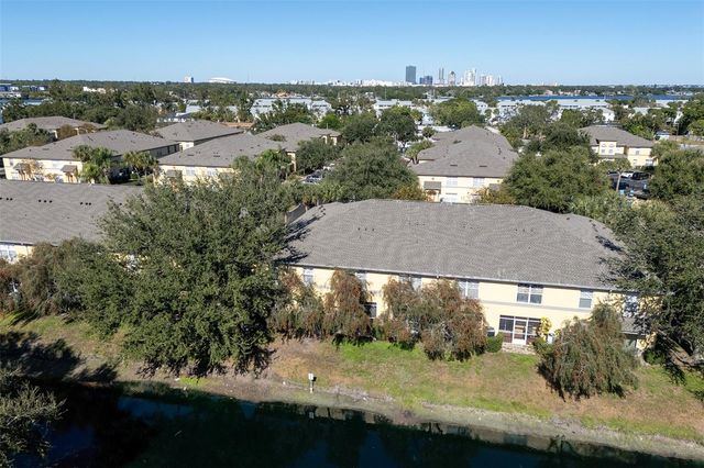 170 COQUINA BAY DRIVE, St Petersburg, FL 33705