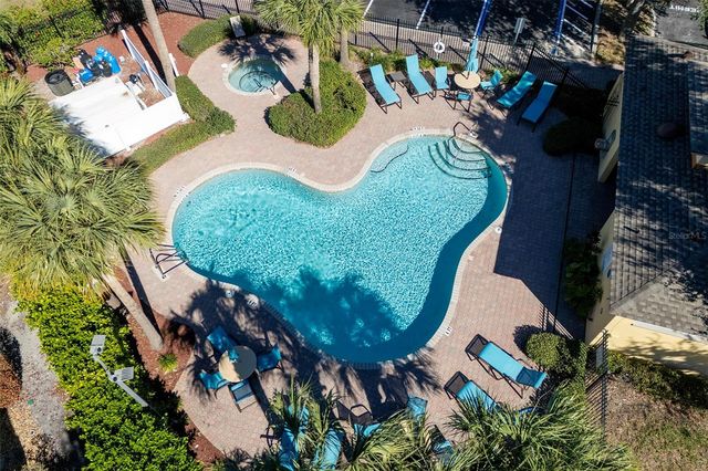 170 COQUINA BAY DRIVE, St Petersburg, FL 33705