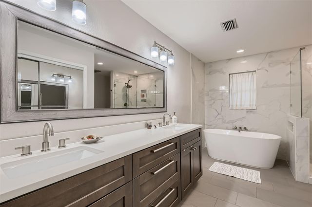 900 Williamson RD, Kyle, TX 78640