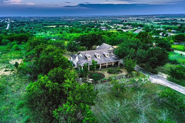 900 Williamson RD, Kyle, TX 78640