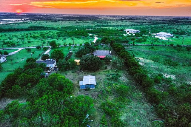 900 Williamson RD, Kyle, TX 78640