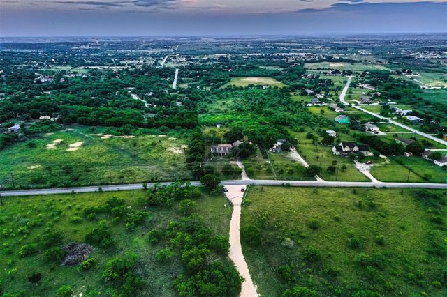900 Williamson RD, Kyle, TX 78640