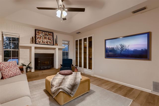 900 Williamson RD, Kyle, TX 78640