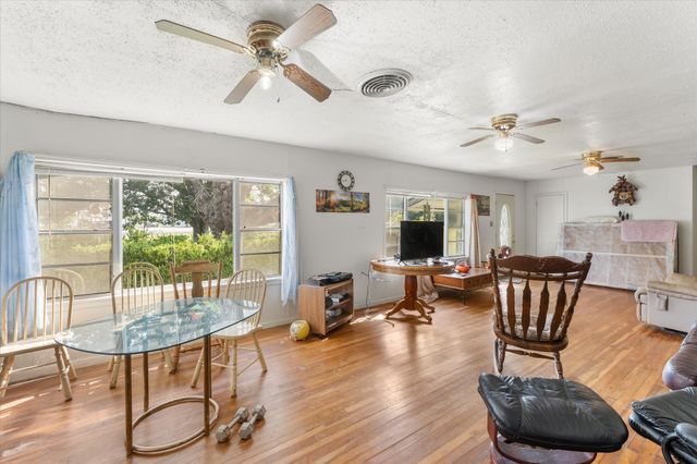 101 SE County Road 2240, Corsicana, TX 75109