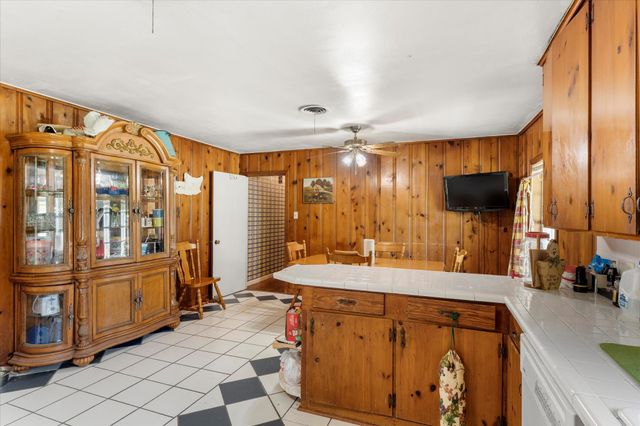 101 SE County Road 2240, Corsicana, TX 75109