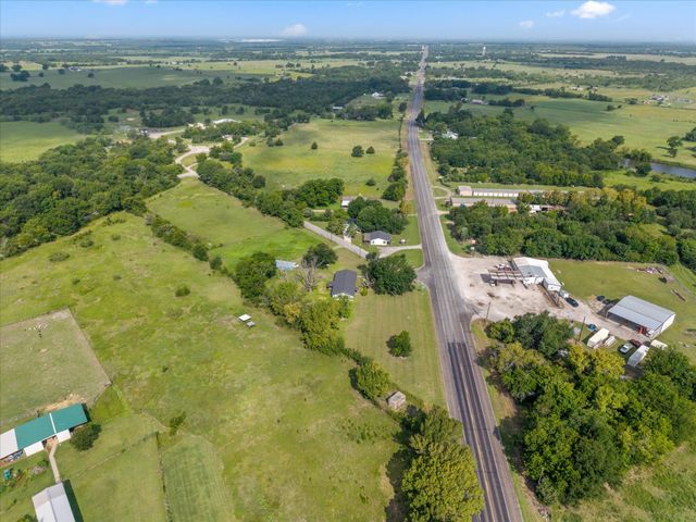 101 SE County Road 2240, Corsicana, TX 75109