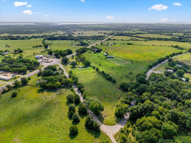 101 SE County Road 2240, Corsicana, TX 75109