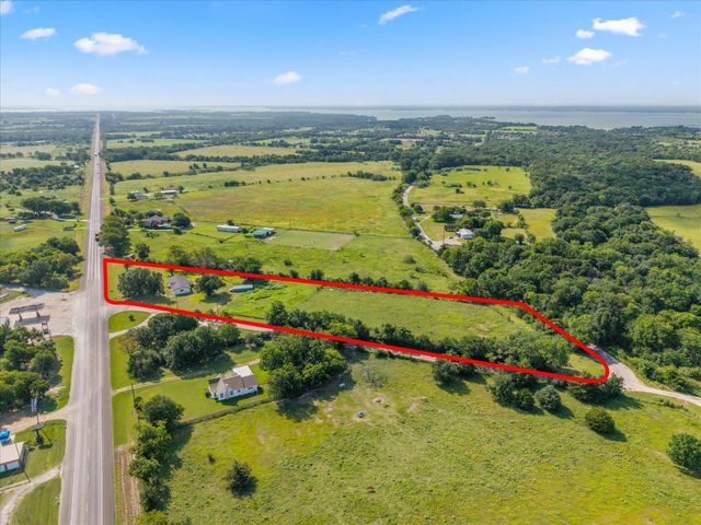 101 SE County Road 2240, Corsicana, TX 75109