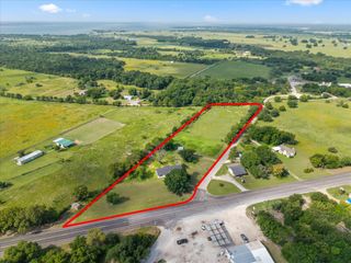 101 SE County Road 2240, Corsicana, TX 75109
