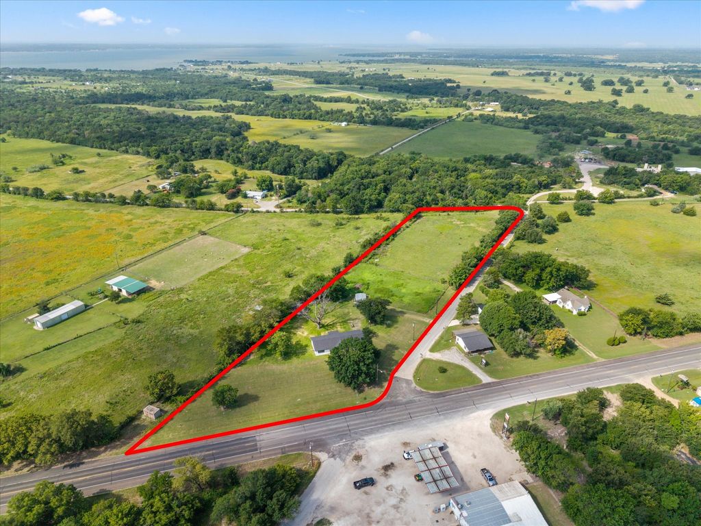 101 SE County Road 2240, Corsicana, TX 75109