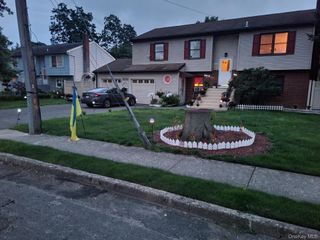 4 E Walnut Street Floor 1, Central Islip, NY 11722