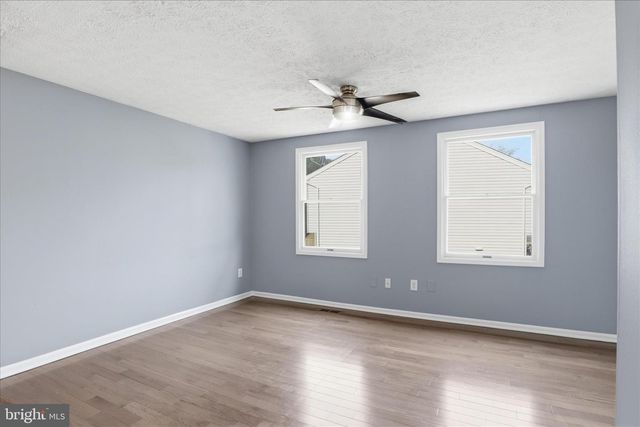 8418 WHITE FEATHER CT, Lorton, VA 22079