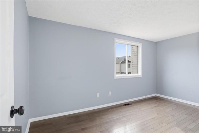 8418 WHITE FEATHER CT, Lorton, VA 22079