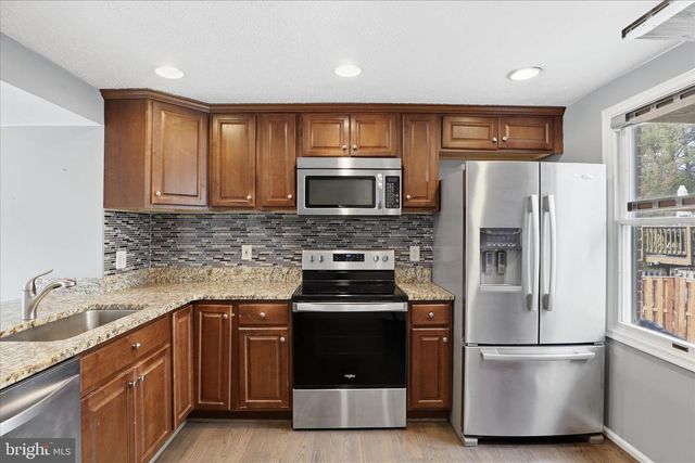 8418 WHITE FEATHER CT, Lorton, VA 22079