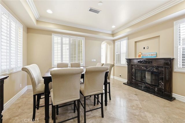 211 Chicago Ave, Huntington Beach, CA 92648