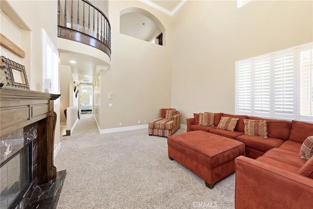 211 Chicago Ave, Huntington Beach, CA 92648