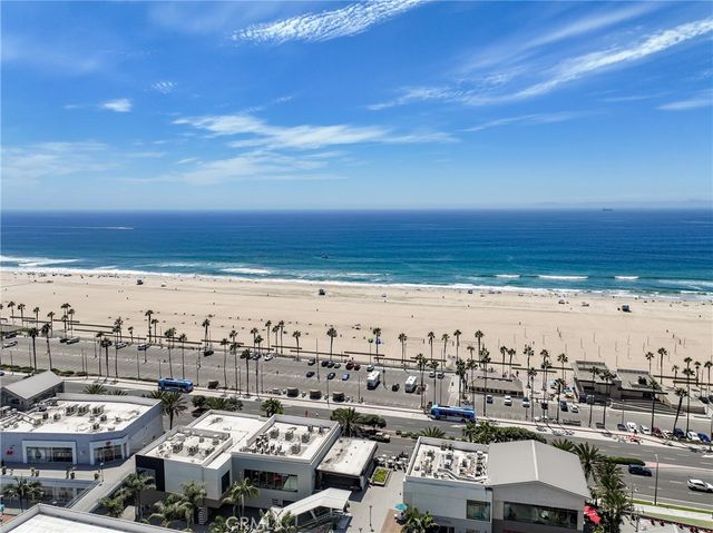 211 Chicago Ave, Huntington Beach, CA 92648