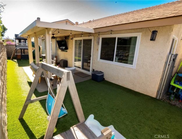 27626 Saffron Lane, Saugus, CA 91350