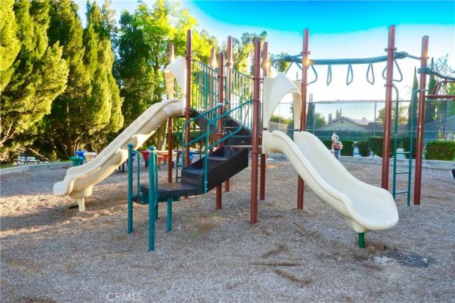 27626 Saffron Lane, Saugus, CA 91350