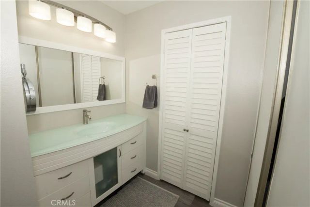 27626 Saffron Lane, Saugus, CA 91350