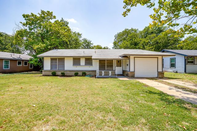5454 Mcconnell Drive, Fort Worth, TX 76134