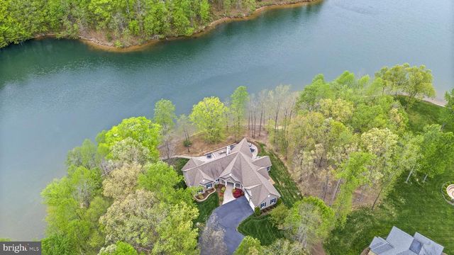 232 RAVEN RD, Bumpass, VA 23024