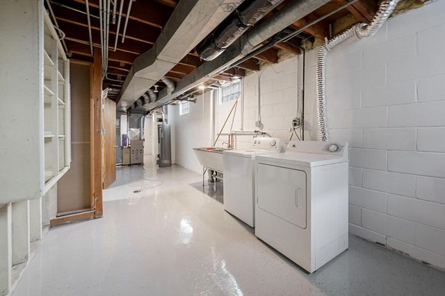 4500 S Packard AVENUE, Cudahy, WI 53110