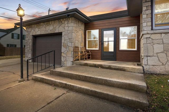 4500 S Packard AVENUE, Cudahy, WI 53110