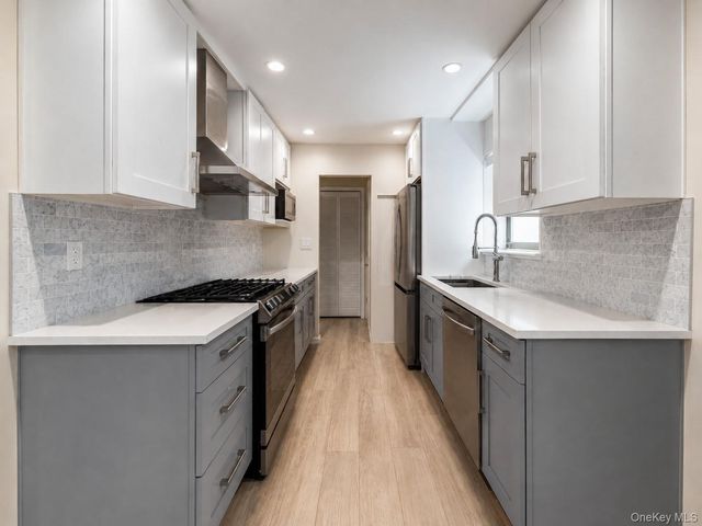 6138 233rd Street 24, Oakland Gardens, NY 11364