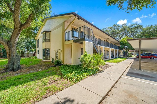 11511 113TH STREET 10A, Seminole, FL 33778