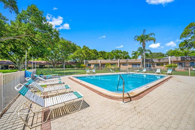 11511 113TH STREET 10A, Seminole, FL 33778