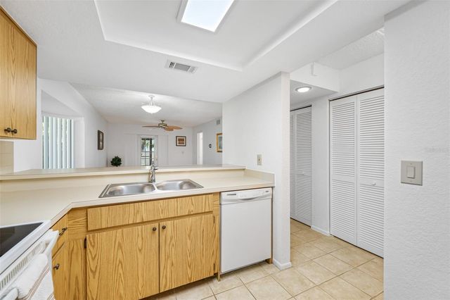 11511 113TH STREET 10A, Seminole, FL 33778