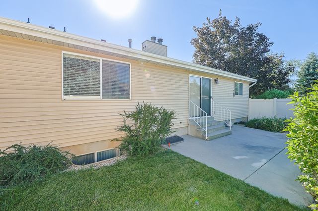 6487 S TANNER WAY, Murray, UT 84121