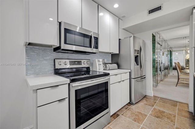 3800 Hillcrest Dr 316, Hollywood, FL 33021