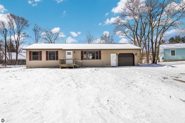 4469 S Curry Drive, Traverse City, MI 49865